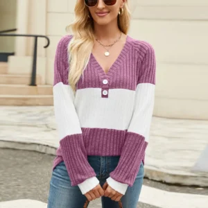 Long sleeved V-neck contrasting loose T-shirt button top for women